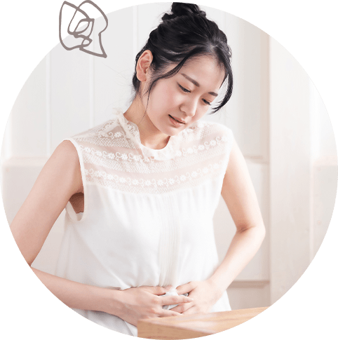 悩んでいる女性